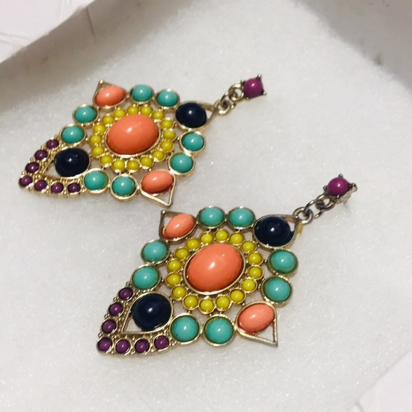 Statement Earrings - Picture 3 of 4